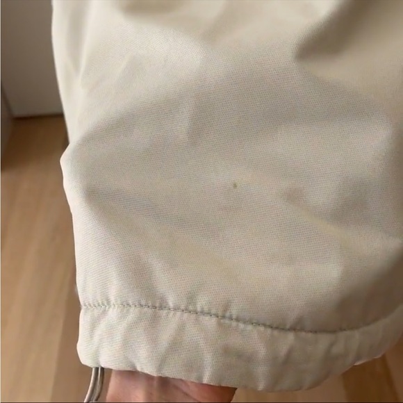 Zara light beige waterproof zip through bomber jacket 🤍 - Picture 8 of 10